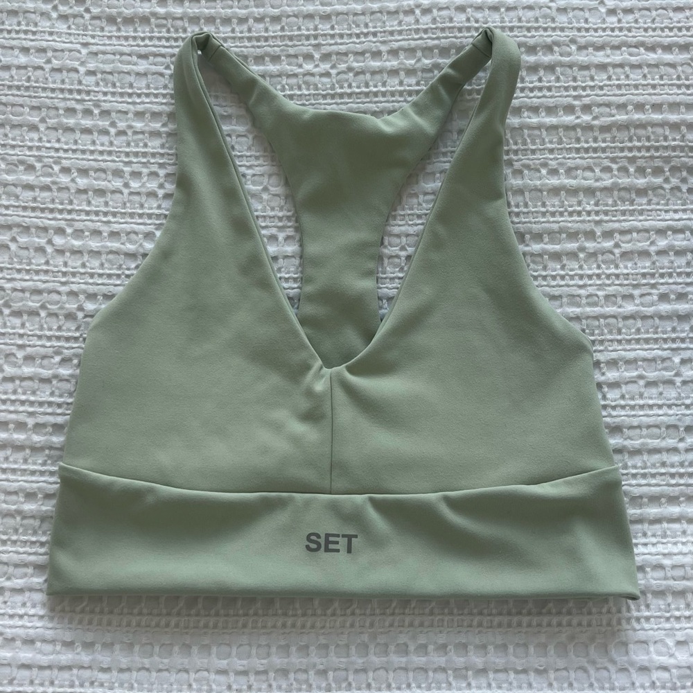 SET Active Luxform Racerback V Neck Bra in Dew
